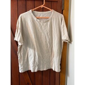 American Eagle Womens Oatmeal Heather Beige Relaxed Crew Neck TShirt Size Medium